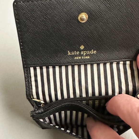 Authentic Kate Spade Wallet - Picture 8 of 13